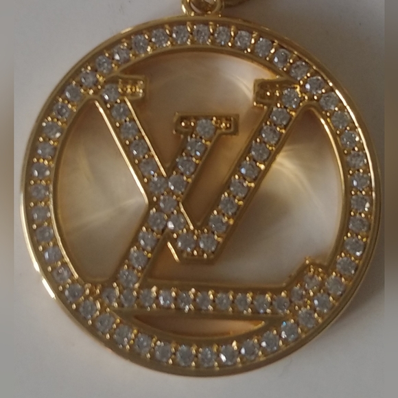 Louis Vuitton Gold and Crystal Pendant Necklace - Picture 2 of 12